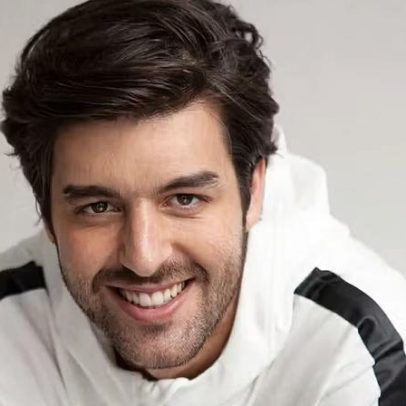 Deco Almeida transita de baterista no Rock in Rio para ator na TV e streaming