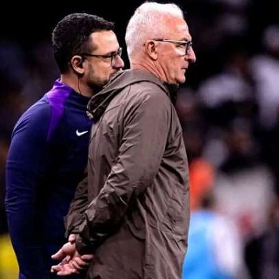 Dorival explica substituição de Memphis na final contra o Vasco
