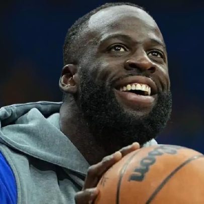 Draymond Green pede para vir do banco e atuar pelo Warriors
