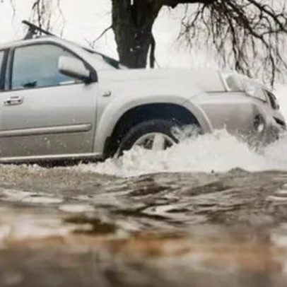 Tempo ruim provoca alertas de inundações no sudeste da Inglaterra