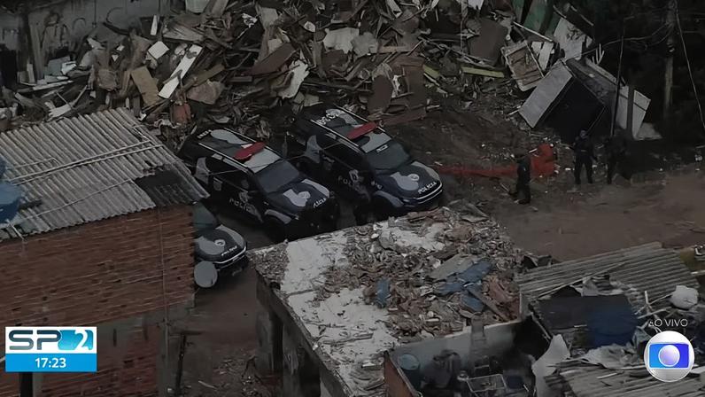PM durante operação na Favela do Moinho. Foto: Reprodução/TV Globo