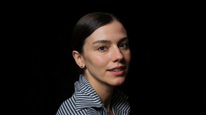 Alice Wegmann mostrou versatilidade ao reformar seu sobrado no RJ
