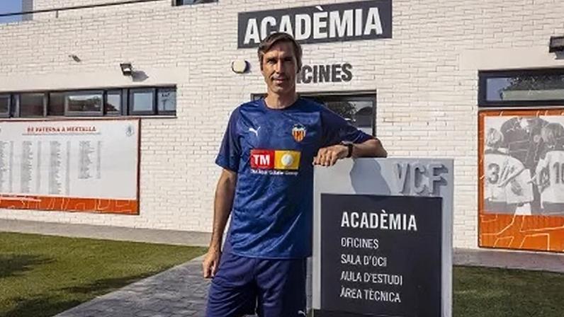 Fernando Martín treinava o time B feminino do Valencia