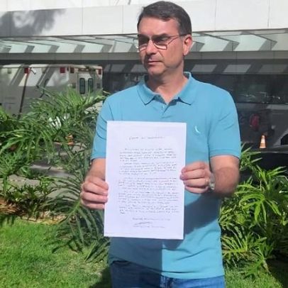 Bolsonaro transforma hospitalização em palanque para projeto familiar