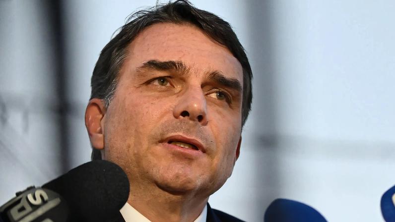 O senador Flávio Bolsonaro (PL-RJ), anunciado como pré-candidato à presidência da República. (Foto: EFE/ Andre Borges)