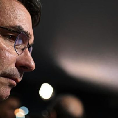 Direita mantém apoio a Flávio Bolsonaro; Centrão se afasta