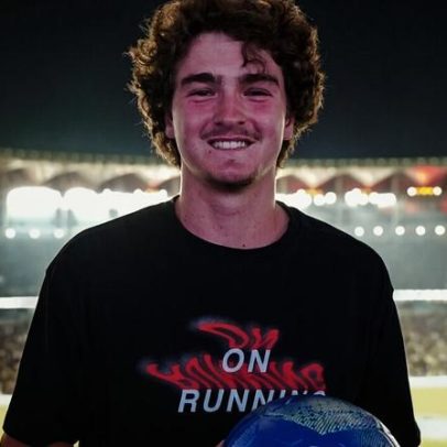 João Fonseca acompanha conquista do Flamengo no Maracanã
