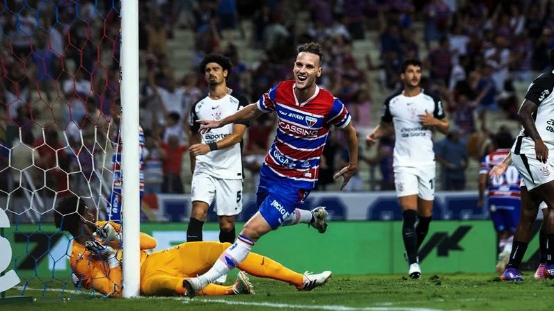 Fortaleza ainda não recebeu proposta por Pochettino (Lucas Emanuel/ Agif/Gazeta Press) Lucas Emanuel/AGIF