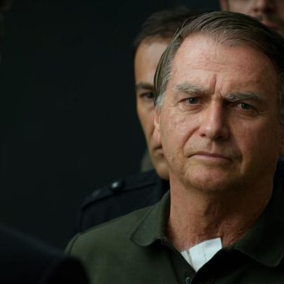 Michelle celebra fim de cirurgia de Bolsonaro com sucesso
