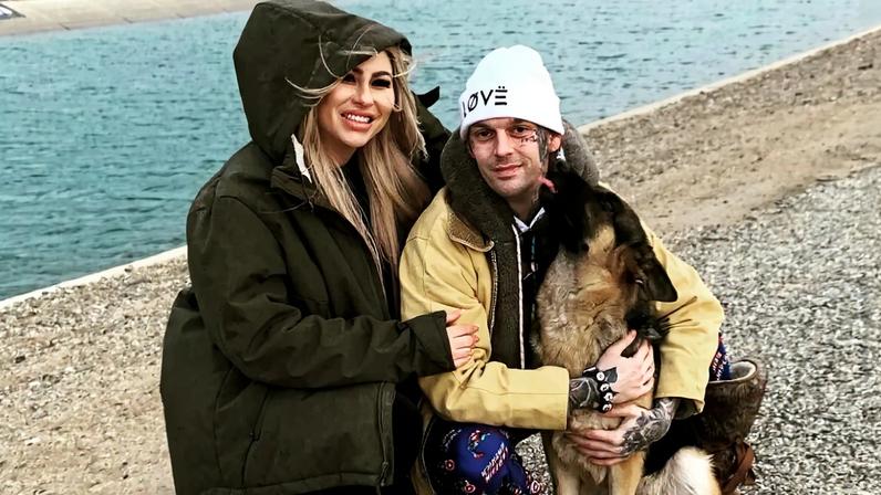 Aaron Carter e sua noiva, Melanie Martin — Foto: Reprodução/Instagram