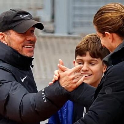 Filipe Luís visita CT do Atlético de Madrid durante passagem pela Espanha