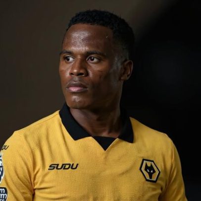 Arias comenta interesse de brasileiros e mantém foco no Fluminense