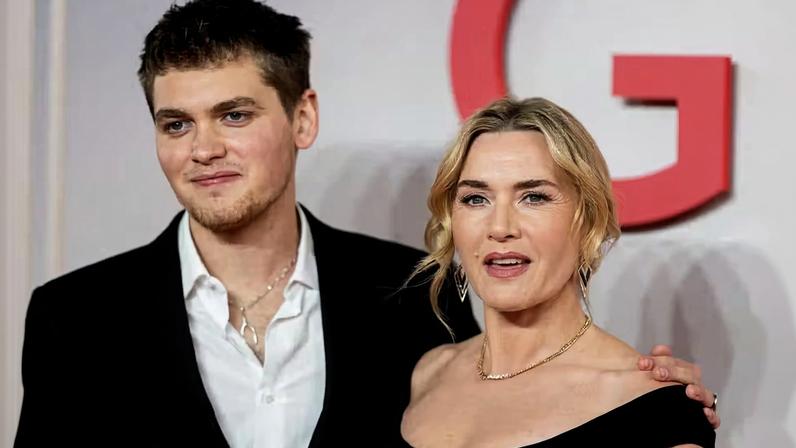 Kate Winslet e o filho caçula, Joe Anders — Foto: Getty Images