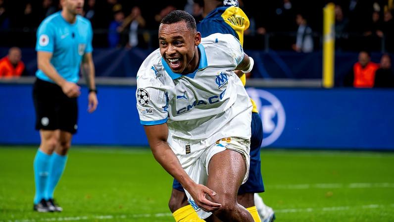 Igor Paixão comemora seu gol pelo Olympique contra o Union Saint-Gilloise — Foto: Getty Images