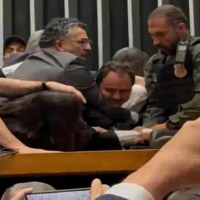 Esquerda compara retirada de Glauber da Câmara à ditadura