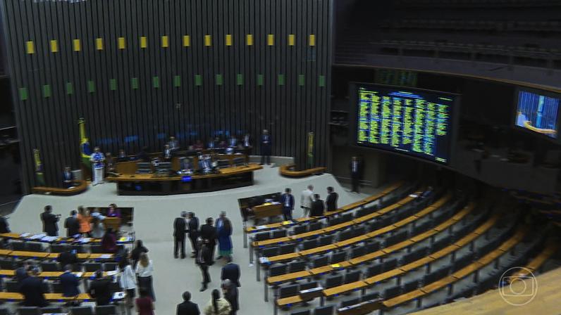 Emendas de relator não permitem saber quem foram os parlamentares responsáveis pelo envio dos recursos. — Foto: Jornal Nacional/ Reprodução
