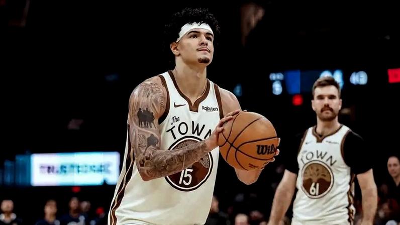Gui Santos em ação pelo Golden State Warriors na NBA (Foto: Reprodução Instagram)