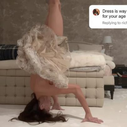 Hilaria Baldwin rebate críticas sobre vestido curto com vídeo de yoga