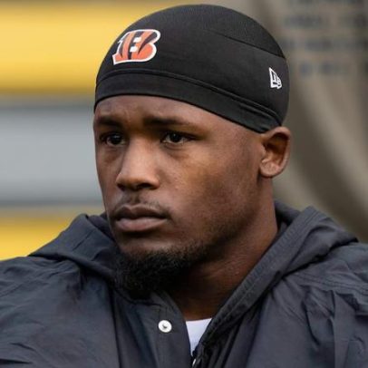 Bengals afastam Tee Higgins em Week 15 contra Ravens por concussão
