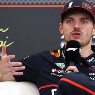 Verstappen se irrita com pergunta de repórter após vice na F1