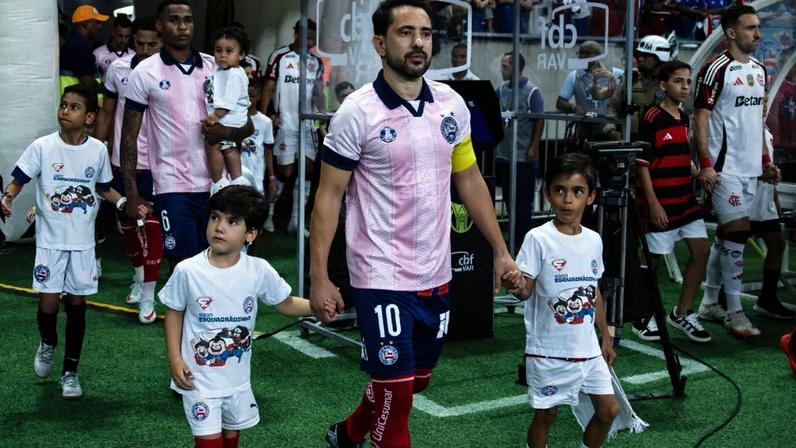 Everton Ribeiro antes de jogo entre Bahia e Flamengo, pelo Brasileirão Letícia Martins/EC Bahia