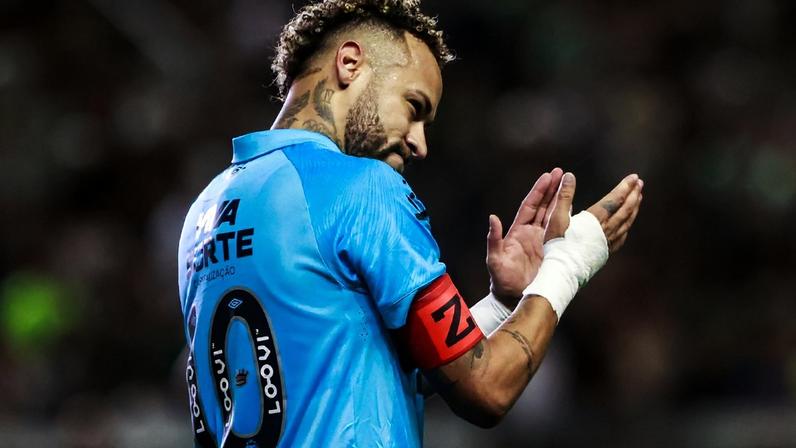 Neymar tem que estar na Copa de 2026? Tite responde: 'É extraordinário' (0:42)