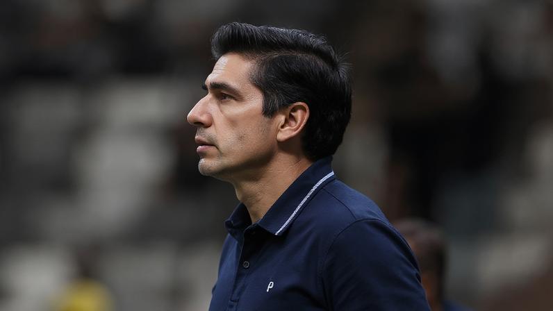 Jornal espanhol elogia sucesso de técnico do Flamengo, Filipe Luís em destaque