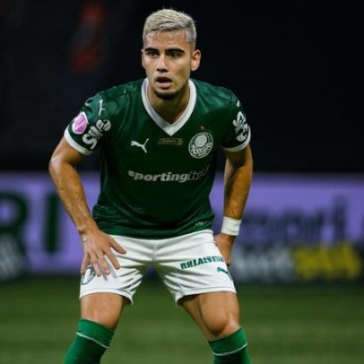 Andreas Pereira quebra silêncio em post após vices do Palmeiras