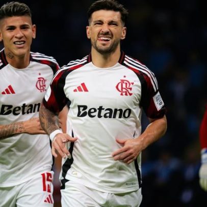 Flamengo vence Cruz Azul e leva premiação da Copa Intercontinental