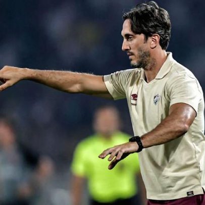 Zubeldía cita Palmeiras após derrota do Fluminense para o Vasco