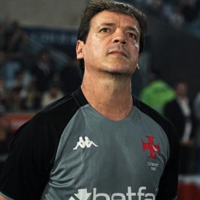 Diniz: torcida do Vasco está machucada, mas se anima com energia no Maracanã