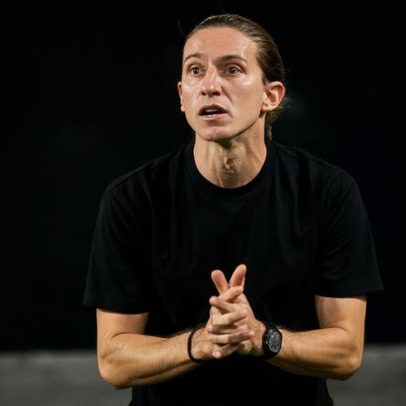 Filipe Luís lembra Flamengo x Bayern e ironiza críticas ao desempenho