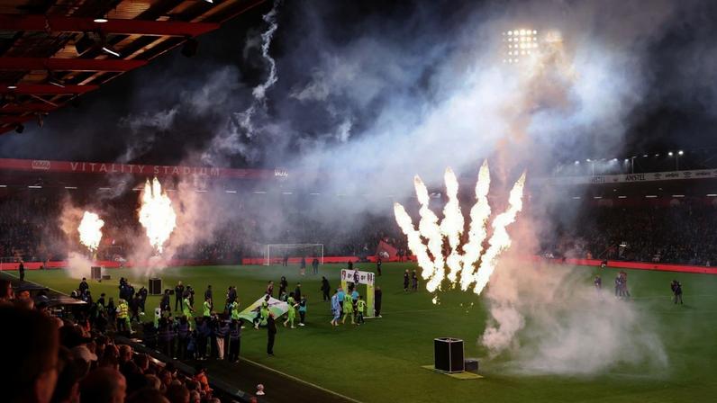 Vista do Vitality Stadium antes de jogo entre Bournemouth e Fulham