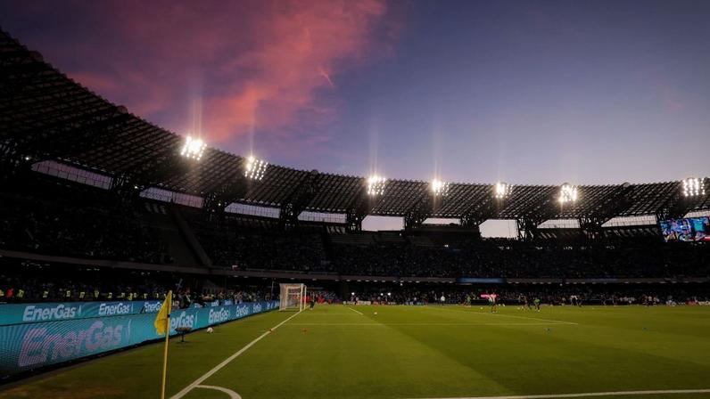 Vista do estádio Diego Armando Maradona antes de Napoli x Cagliari Vasile Mihai-Antonio/Getty Images