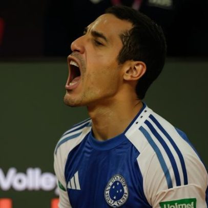 Douglas comenta derrota do Cruzeiro: jogo horrível
