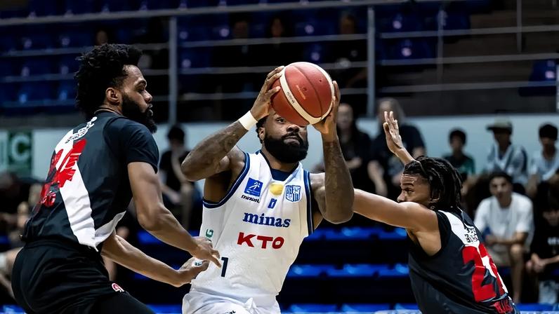 Vasco não segurou o Minas no NBB (Foto: Hedgard Moraes/MTC)