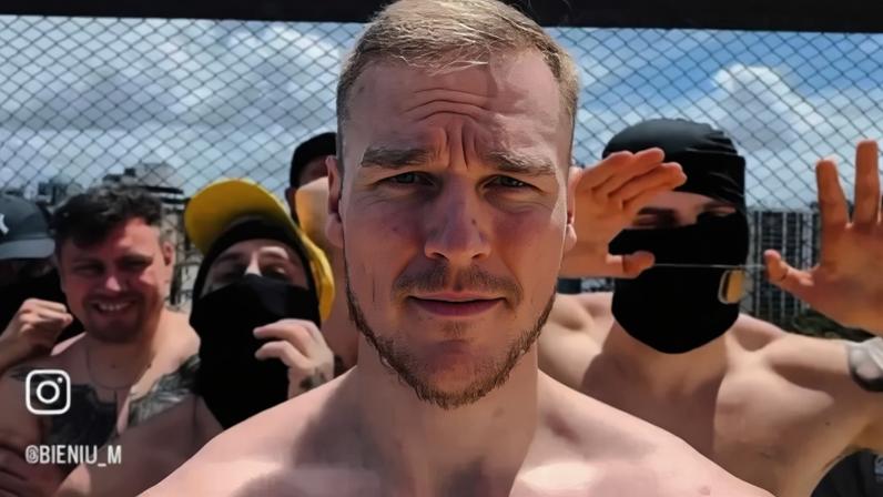 O central polonês Mateusz Bieniek em vídeo xenofóbico sobre o Brasil (Reprodução)