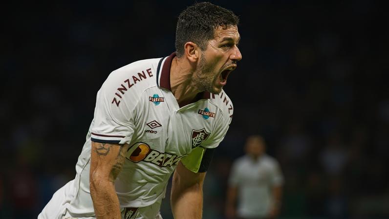 Nino em ação pelo Fluminense (Foto: Marcelo Gonçalves / Fluminense)