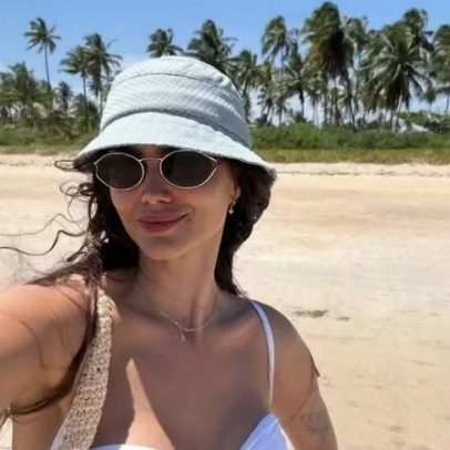 Suzanna Freitas, filha de Kelly Key, posa de biquíni após perder 26 kg