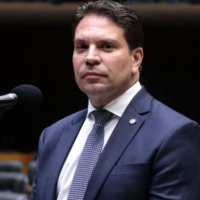 PF identifica dois suspeitos e descarta envolvimento da esposa na fuga de Ramagem