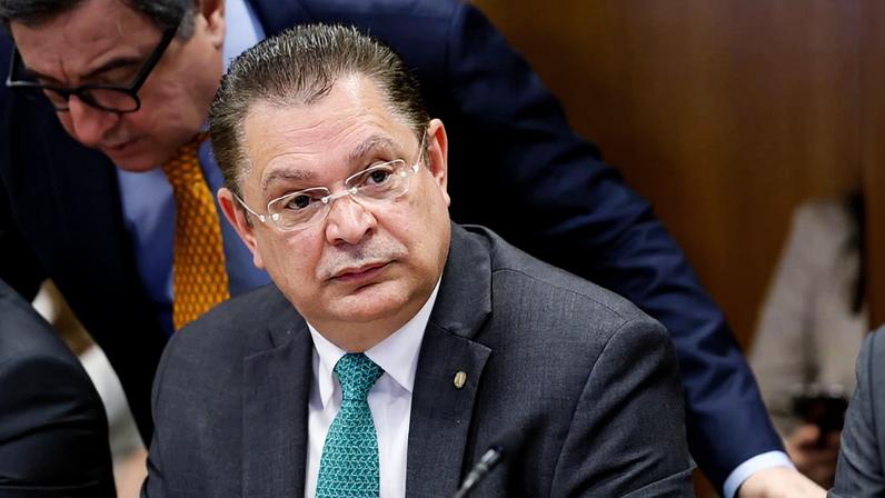 Líder do PL na Câmara, Sóstenes Cavalcante, concordou com a redução de penas, sem abrir mão da anistia no próximo ano. (Foto: Marina Ramos / Câmara dos Deputados)