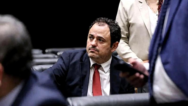 Glauber diz que pesquisas internas indicam preferência da militância do PSOL a seu nome para governador. (Foto: Kayo Magalhães/Câmara dos Deputados)