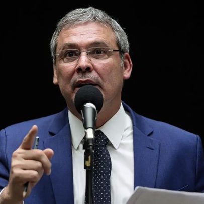 Líder petista avisa que levará o PL da dosimetria ao STF se aprovado