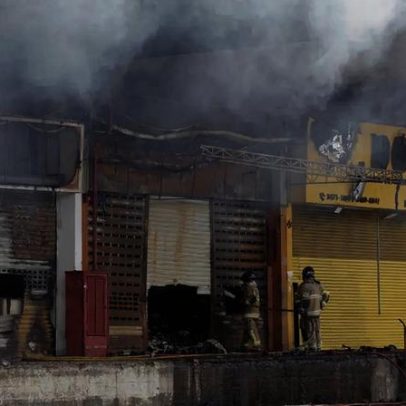 Incêndio na Ceasa destrói quase 30 estabelecimentos