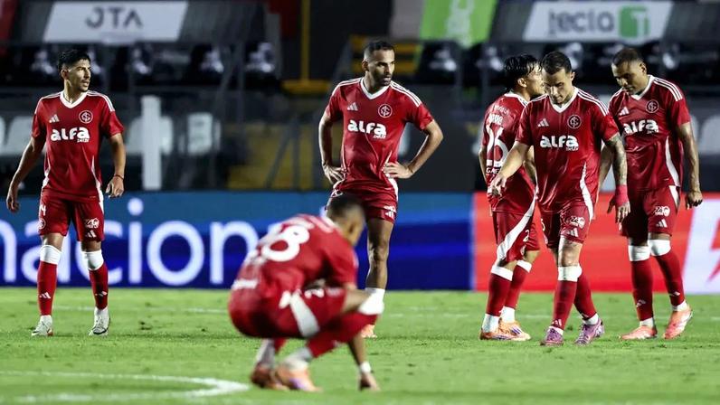 Inter perde para o São Paulo e fica próximo da zona de rebaixamento