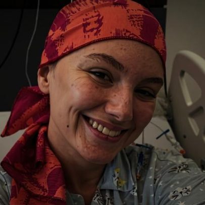 Marido de Isabel Veloso faz doação de sangue; irmã afirma que não há respostas