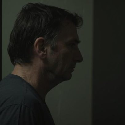 Bolsonaro enfrenta nova crise de soluços e pressão alta na noite de ontem
