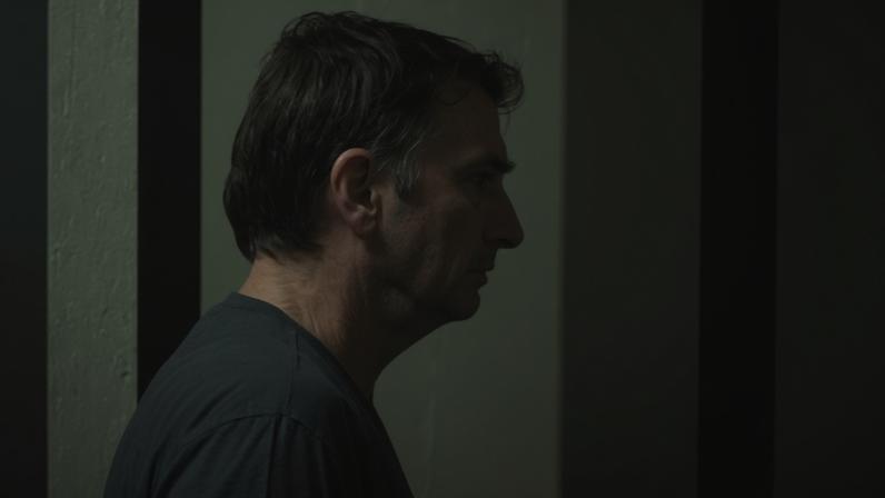 Jair Bolsonaro é visto na superintendência da PF