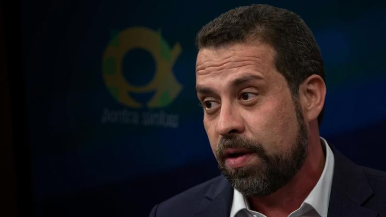 Conselho de Ética adia para esta quarta-feira a análise dos processos contra Janones, Lindbergh e Boulos