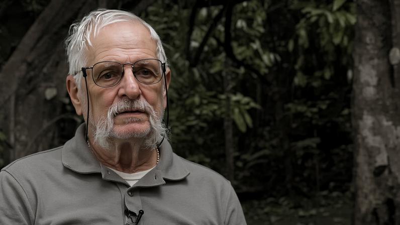 Jay M. Savage, testemunha do desaparecimento de rãs e pesquisador tropical